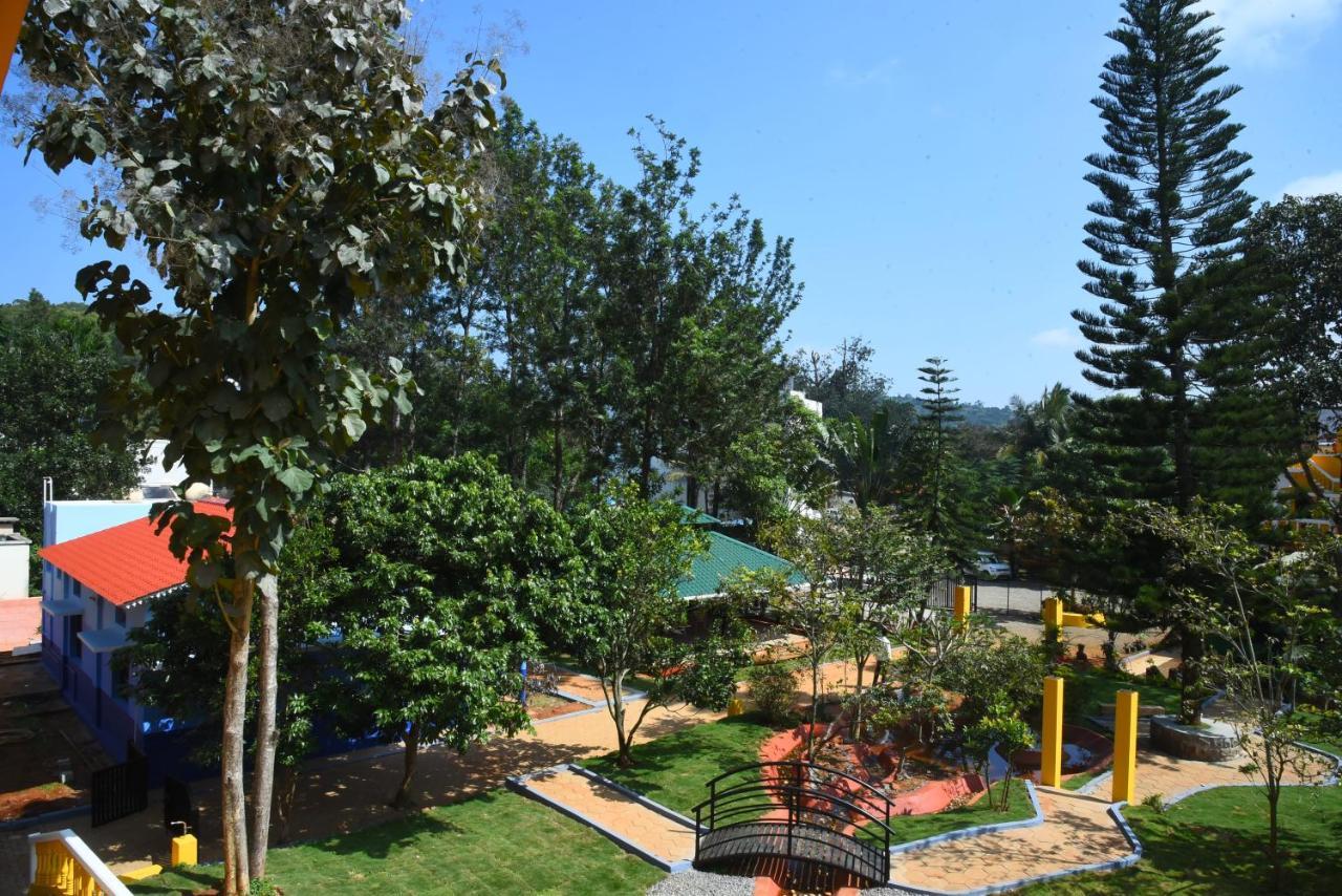 Fundera Aqua Stay Yelagiri Ngoại thất bức ảnh